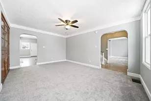 378 E Franklin St, Circleville, OH 43113 - Photo 13