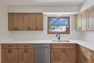 4001 Yukon Ave, Groveport, OH 43125 - Photo 7