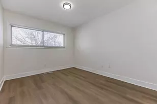 814 Miriam Dr W, Columbus, OH 43204 - Photo 21