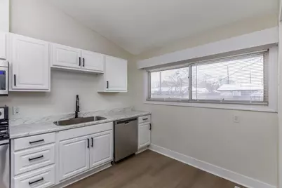 814 Miriam Drive W, Columbus, OH 43204 - Photo 21