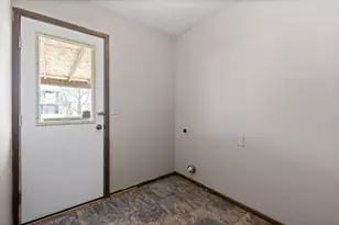 2248 Golden Leaf Ln, Columbus, OH 43223 - Photo 17