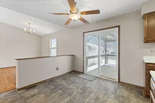 2248 Golden Leaf Ln, Columbus, OH 43223 - Photo 11