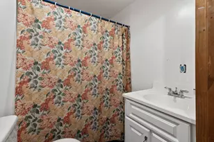 2248 Golden Leaf Ln, Columbus, OH 43223 - Photo 35