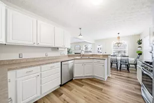 5451 Country Meadow Ct, Westerville, OH 43082 - Photo 13