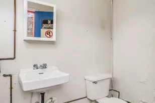 1154 S High St, Columbus, OH 43206 - Photo 25