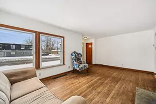 2068 Agler Rd, Columbus, OH 43224 - Photo 7