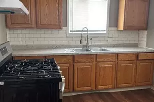 2020 Berrell Ave, Columbus, OH 43219 - Photo 3