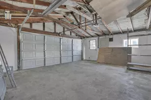 550 Helen St, Columbus, OH 43223 - Photo 41