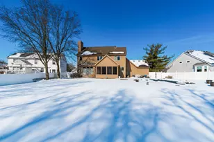 180 Oakwood Ct, Westerville, OH 43081 - Photo 39