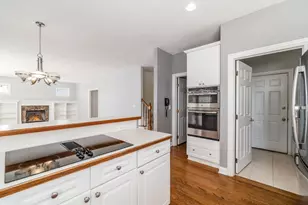 180 Oakwood Ct, Westerville, OH 43081 - Photo 17