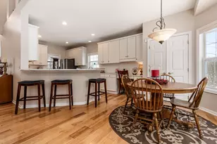 7487 Balfoure Cir, Dublin, OH 43017 - Photo 17