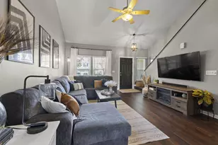 201 Fox Hall Dr, Pataskala, OH 43062 - Photo 7