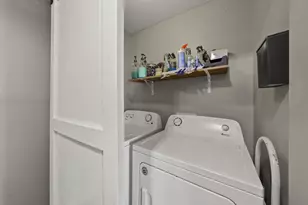 201 Fox Hall Dr, Pataskala, OH 43062 - Photo 19