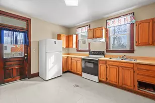 320 S Lane St, Bucyrus, OH 44820 - Photo 5