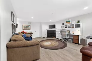 1054 Shady Lake Dr, Columbus, OH 43228 - Photo 29