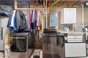 1054 Shady Lake Dr, Columbus, OH 43228 - Photo 35