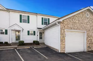 4633 Parrau Dr, Columbus, OH 43228 - Photo 31