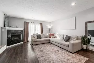 4633 Parrau Dr, Columbus, OH 43228 - Photo 13