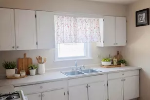 1349 Crest Rd, Reynoldsburg, OH 43068 - Photo 3