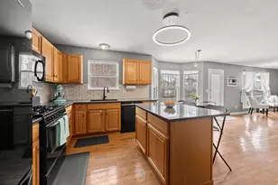 7482 Old River Dr, Blacklick, OH 43004 - Photo 9