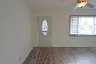 1242 Acton Rd, Columbus, OH 43224 - Photo 5