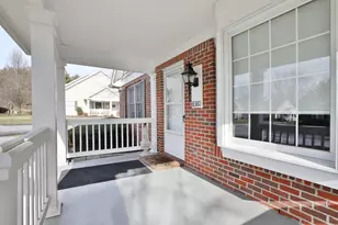 8380 Orchard Knoll Ln, Columbus, OH 43235 - Photo 3