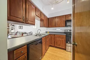 3234 Parkview Cir, Grove City, OH 43123 - Photo 7