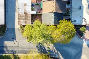 557 Simbury St, Columbus, OH 43228 - Photo 41