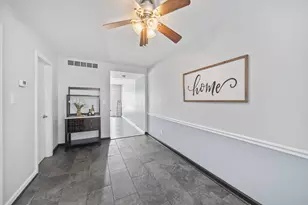 660 Dlyn St, Columbus, OH 43228 - Photo 17