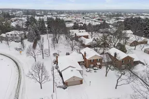 1168 Airendel Ln, Columbus, OH 43220 - Photo 7