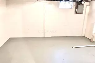 5700 Crossing Ct, Columbus, OH 43231 - Photo 13