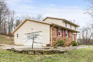 10410 Pleasant Valley Rd NE, Frazeysburg, OH 43822 - Photo 31