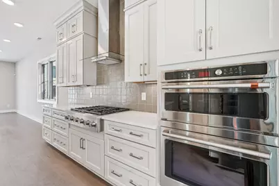 2828 Kobuk Drive, Columbus, OH 43228 - Photo 9