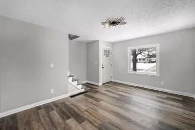 1816 Brentnell Avenue, Columbus, OH 43219 - Photo 9