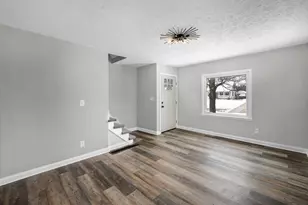 1816 Brentnell Ave, Columbus, OH 43219 - Photo 9