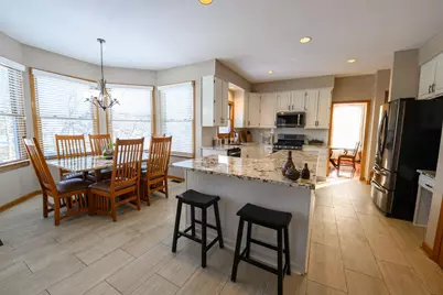 370 Beecher Road, Gahanna, OH 43230 - Photo 3