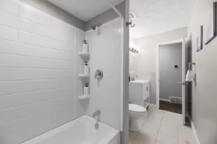 33 Westview Dr, Johnstown, OH 43031 - Photo 13