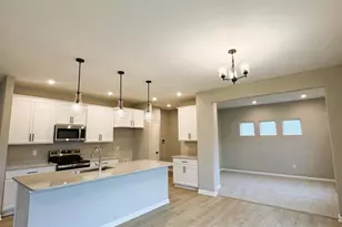 8237 Sycamore Holw Dr, Pickerington, OH 43147 - Photo 3