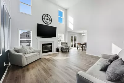 5879 Katara Drive, Galloway, OH 43119 - Photo 3