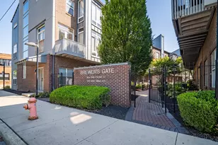 995 S Wall St, Columbus, OH 43206 - Photo 1