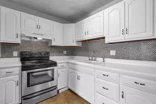 228 Currier Dr, Columbus, OH 43207 - Photo 9