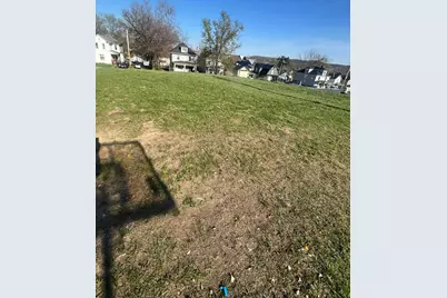 239 N Cedar Street, Newark, OH 43055 - Photo 1