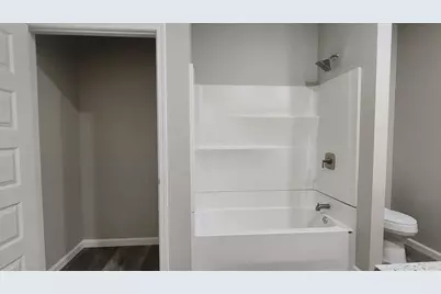 1583 Metcalfe Avenue, Obetz, OH 43207 - Photo 25