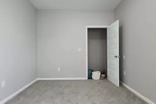 1583 Metcalfe Ave, Obetz, OH 43207 - Photo 31