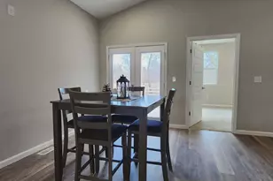 1583 Metcalfe Ave, Obetz, OH 43207 - Photo 17