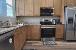 1583 Metcalfe Ave, Obetz, OH 43207 - Photo 5