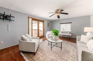 702 E Weisheimer Rd, Columbus, OH 43214 - Photo 17