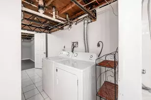 702 E Weisheimer Rd, Columbus, OH 43214 - Photo 33