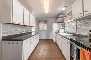 702 E Weisheimer Rd, Columbus, OH 43214 - Photo 9