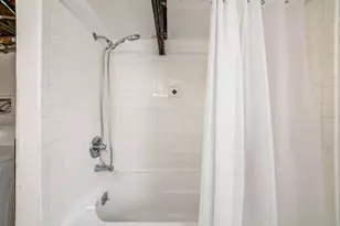 702 E Weisheimer Rd, Columbus, OH 43214 - Photo 35